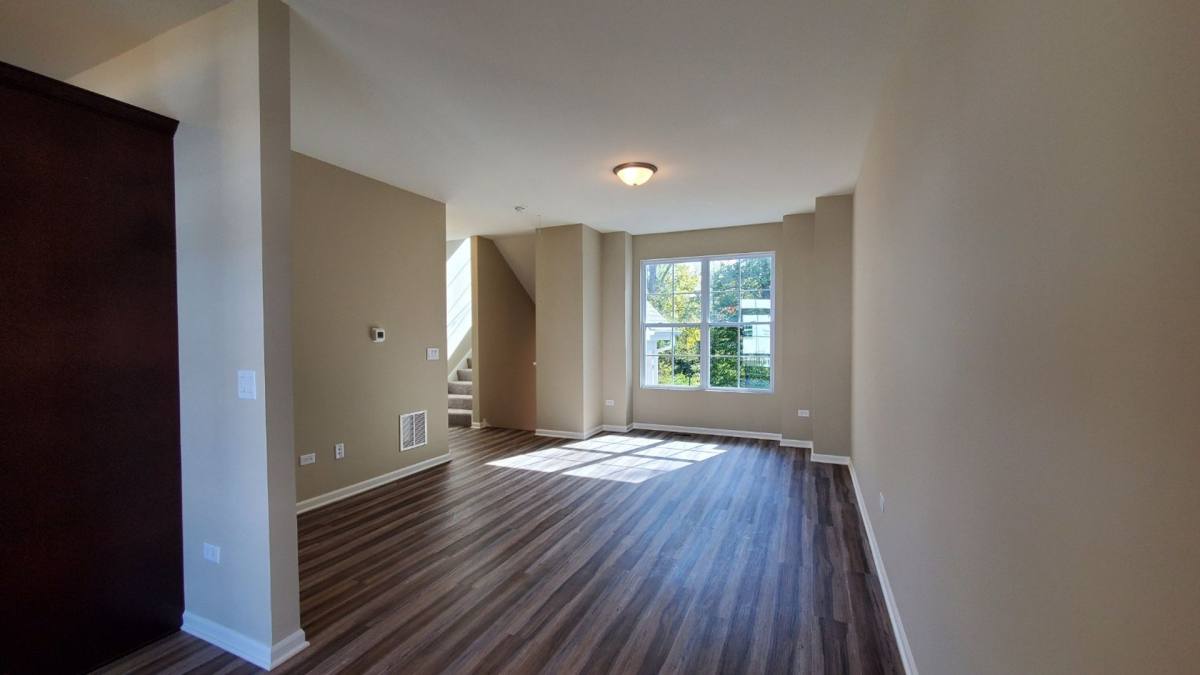 Apartment for rent at 320 Timber Ridge Court, Joliet, IL 60431