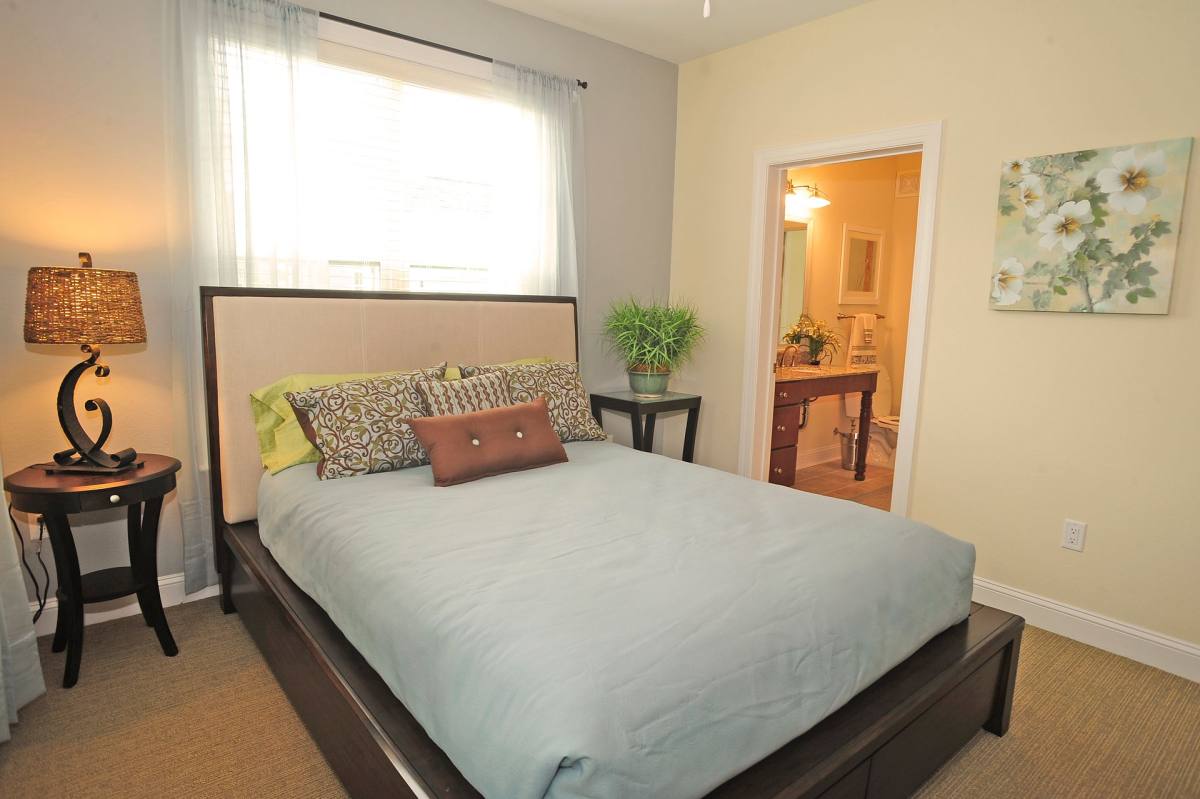 Apartment for rent at 4884 Travertine Ave, Virginia Beach, VA 23462