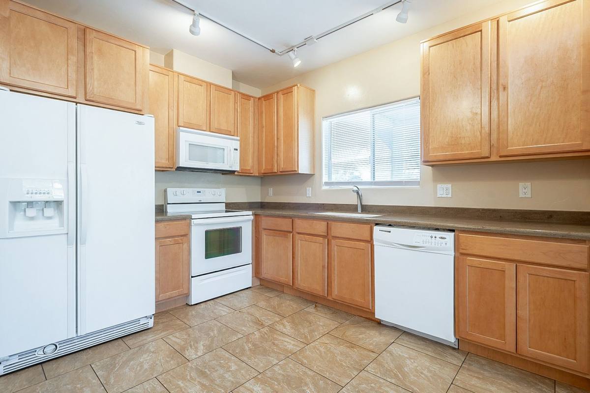 Apartment for rent at 638, 640, 642 E Lester St, Tucson, AZ 85705