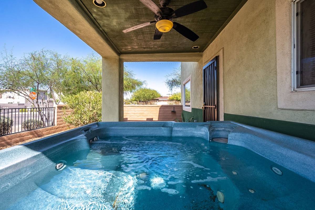 Apartment for rent at 638, 640, 642 E Lester St, Tucson, AZ 85705