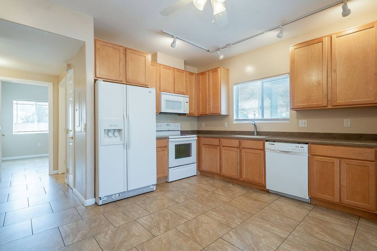 Apartment for rent at 638, 640, 642 E Lester St, Tucson, AZ 85705