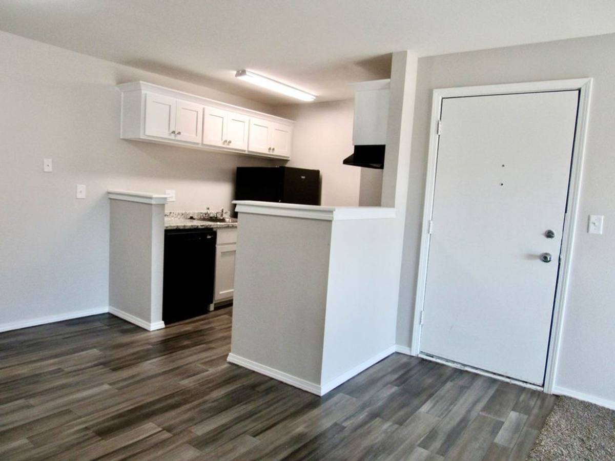 Apartment for rent at 1337 E 61st St, Tulsa, OK 74136