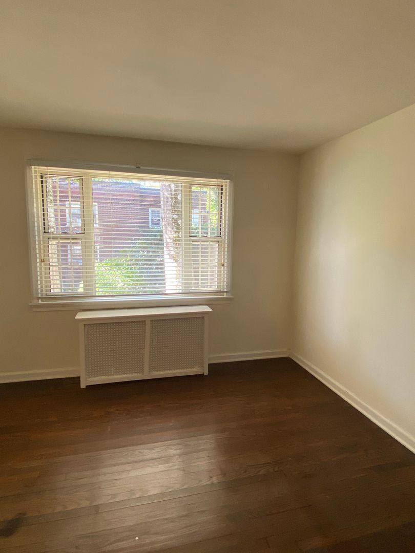 Apartment for rent at 841 Highland Ave, Jenkintown, PA 19046