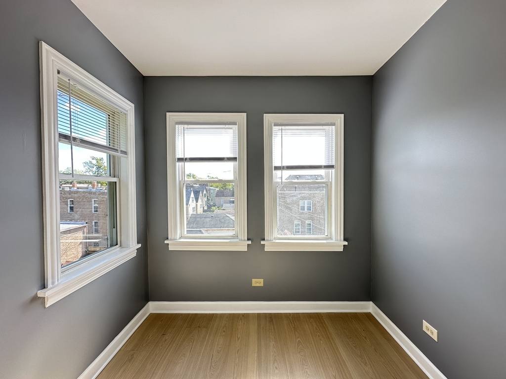 Apartment for rent at 2713 16th St #5, Chicago, IL 60608