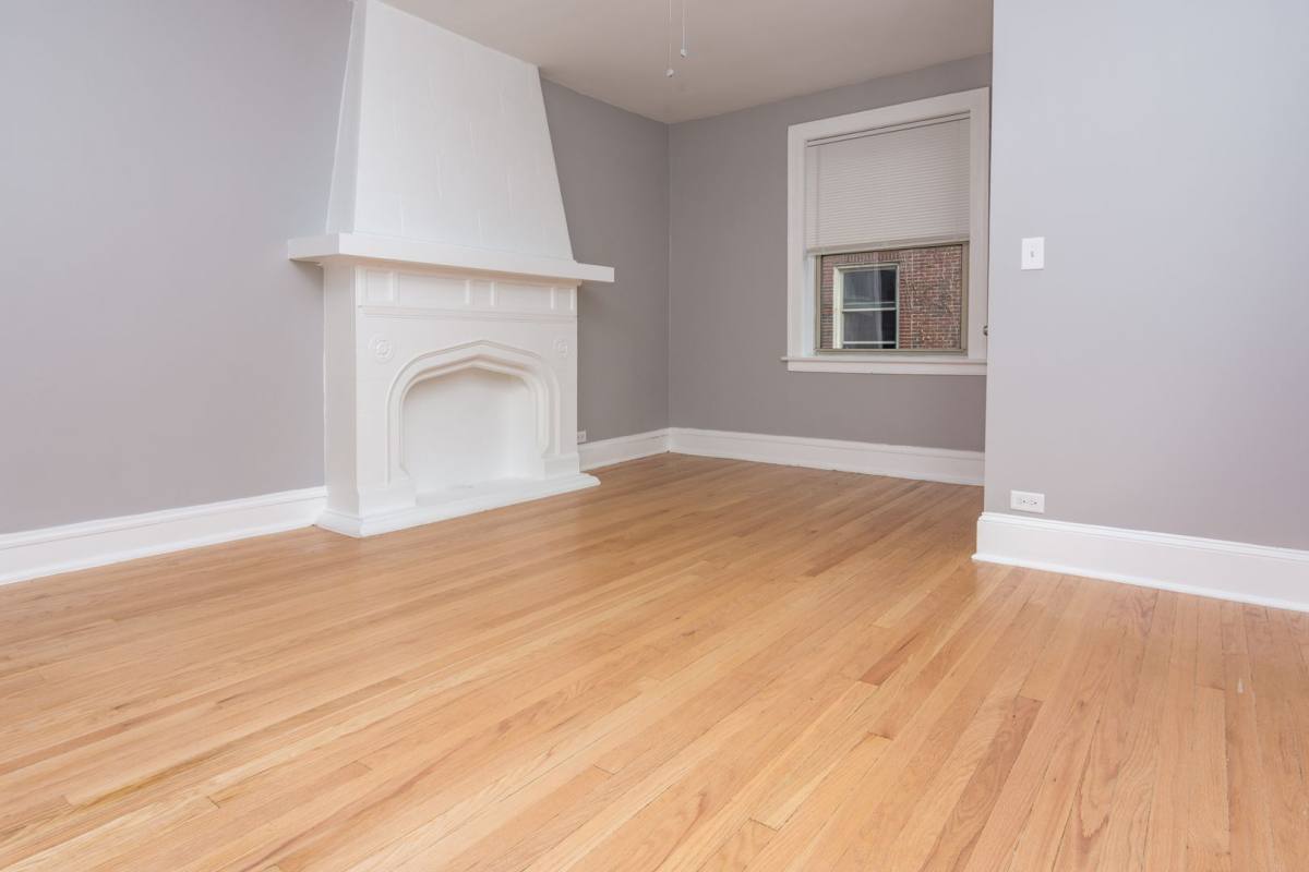 Apartment for rent at 7616 S Phillips Ave, Chicago, IL 60649