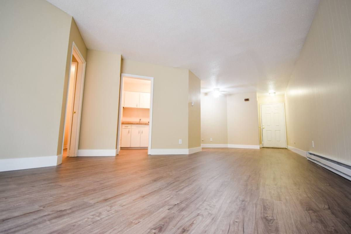 Apartment for rent at 3560 SW Vista Dr, Portland, OR 97225