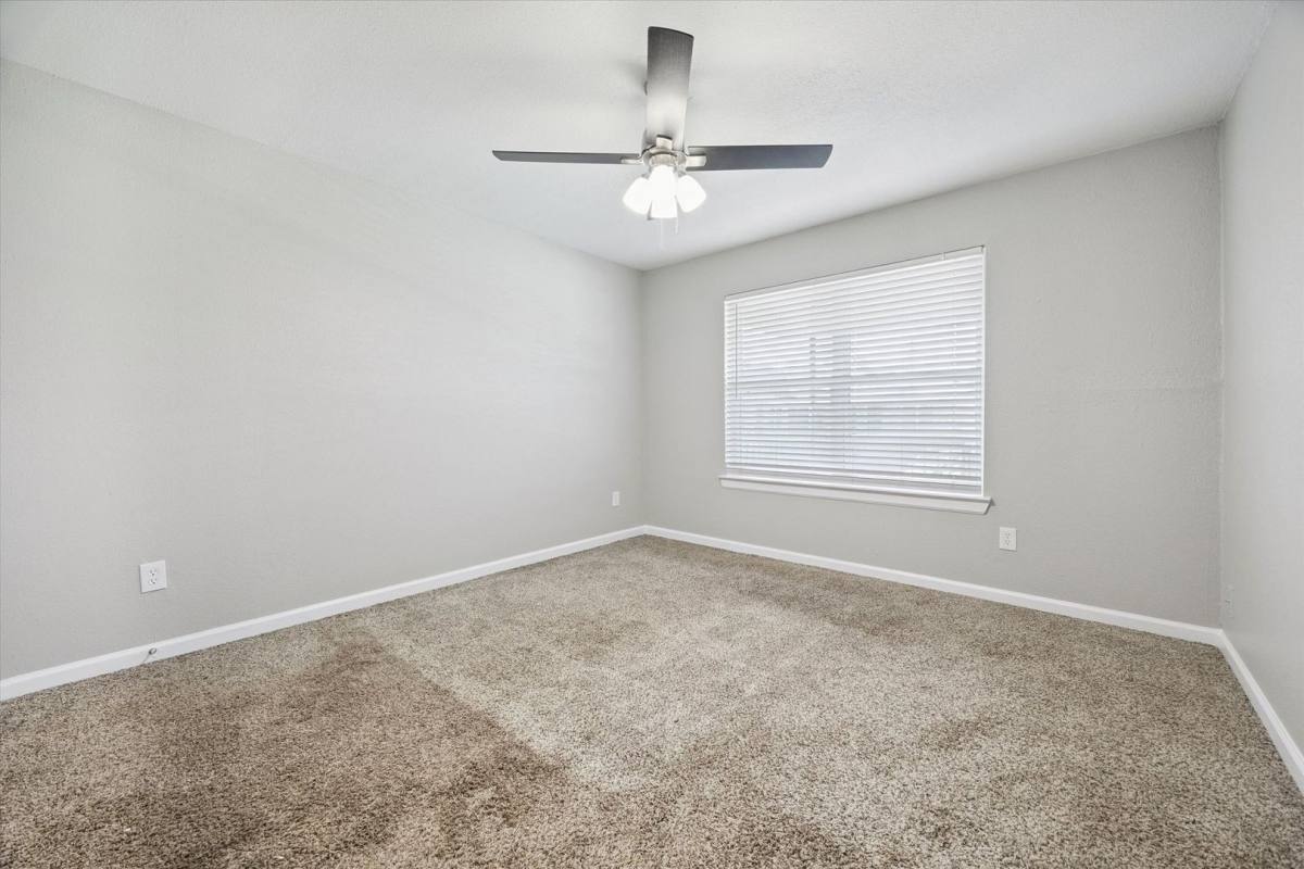 Apartment for rent at 3800 Sherwood Lane, Houston, TX 77092