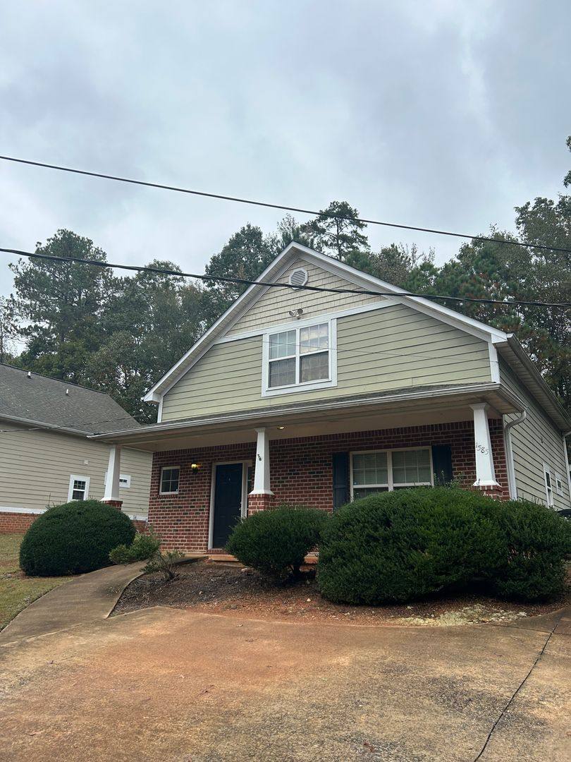 House for rent at 1585 Cedar Shoals Dr, Athens, GA 30605