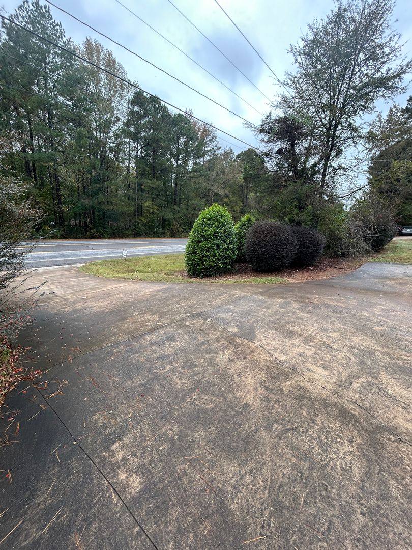 House for rent at 1585 Cedar Shoals Dr, Athens, GA 30605