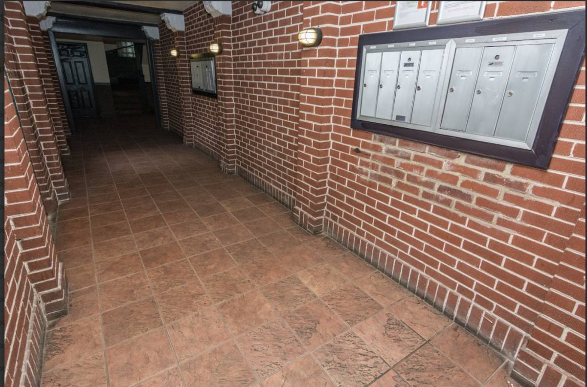 Apartment for rent at 8231 S Ingleside Ave, Chicago, IL 60619