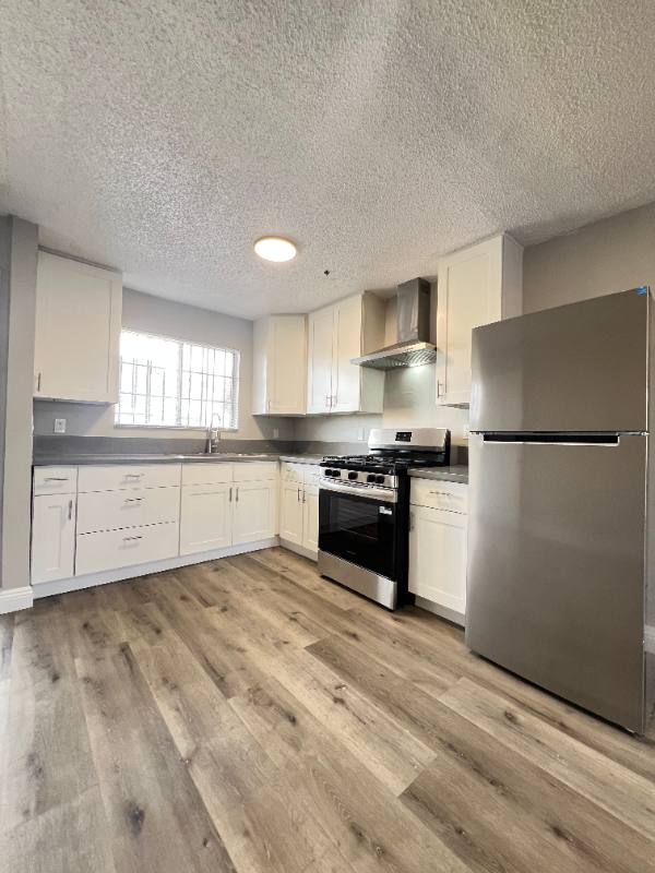 Apartment for rent at 8307 S Figueroa St #C, Los Angeles, CA 90003