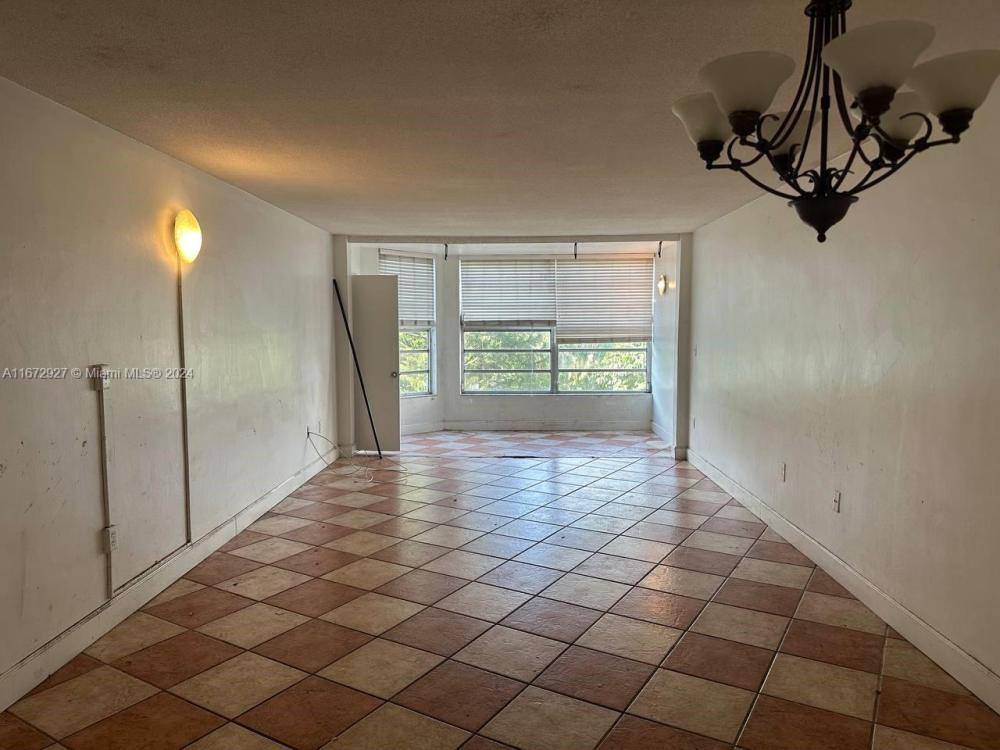 1351 NE 191st St, Miami, FL 33179 - Apartment for Rent - Image 8