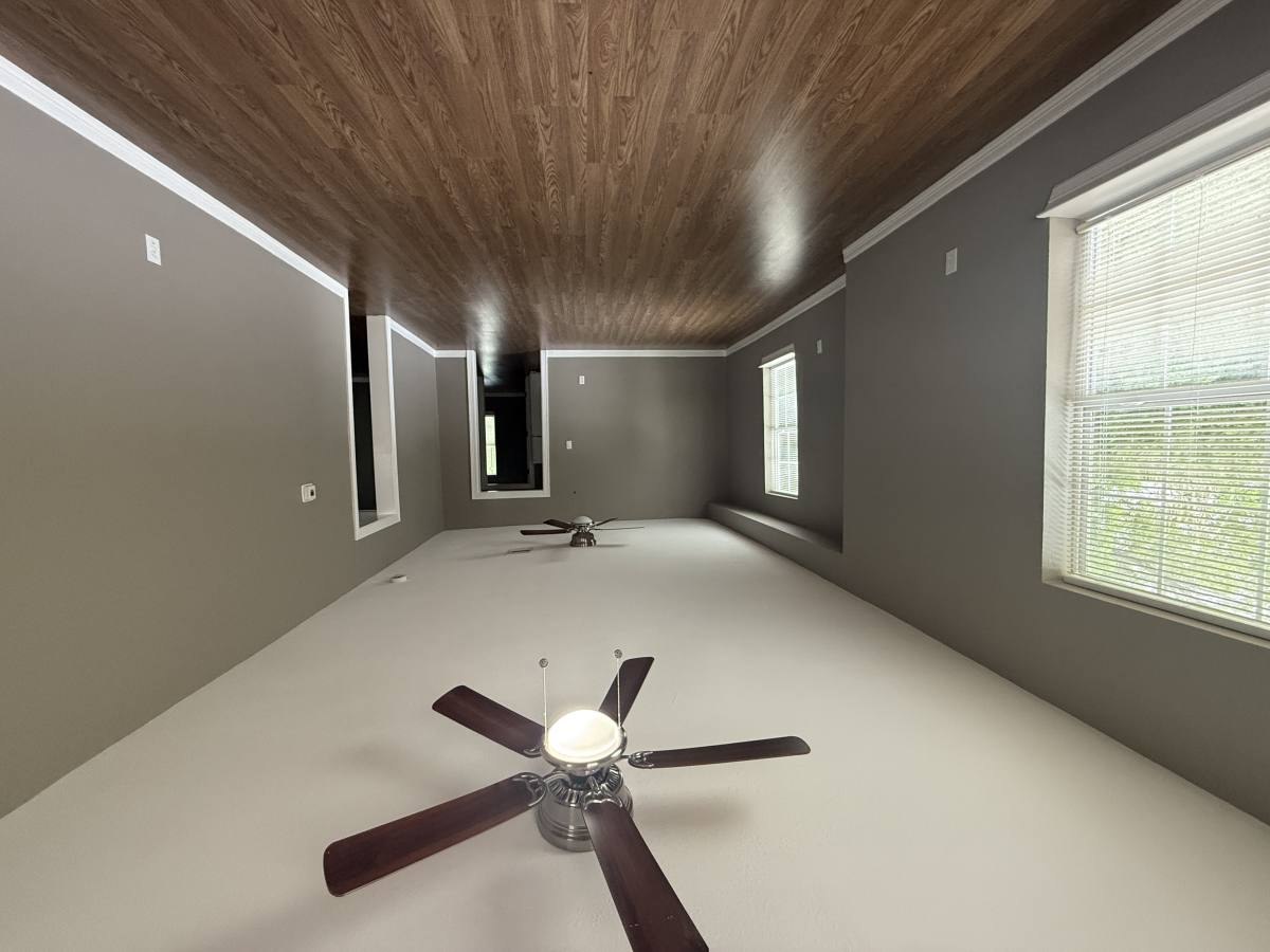 House for rent at 2002 Brackenridge St, Houston, TX 77026