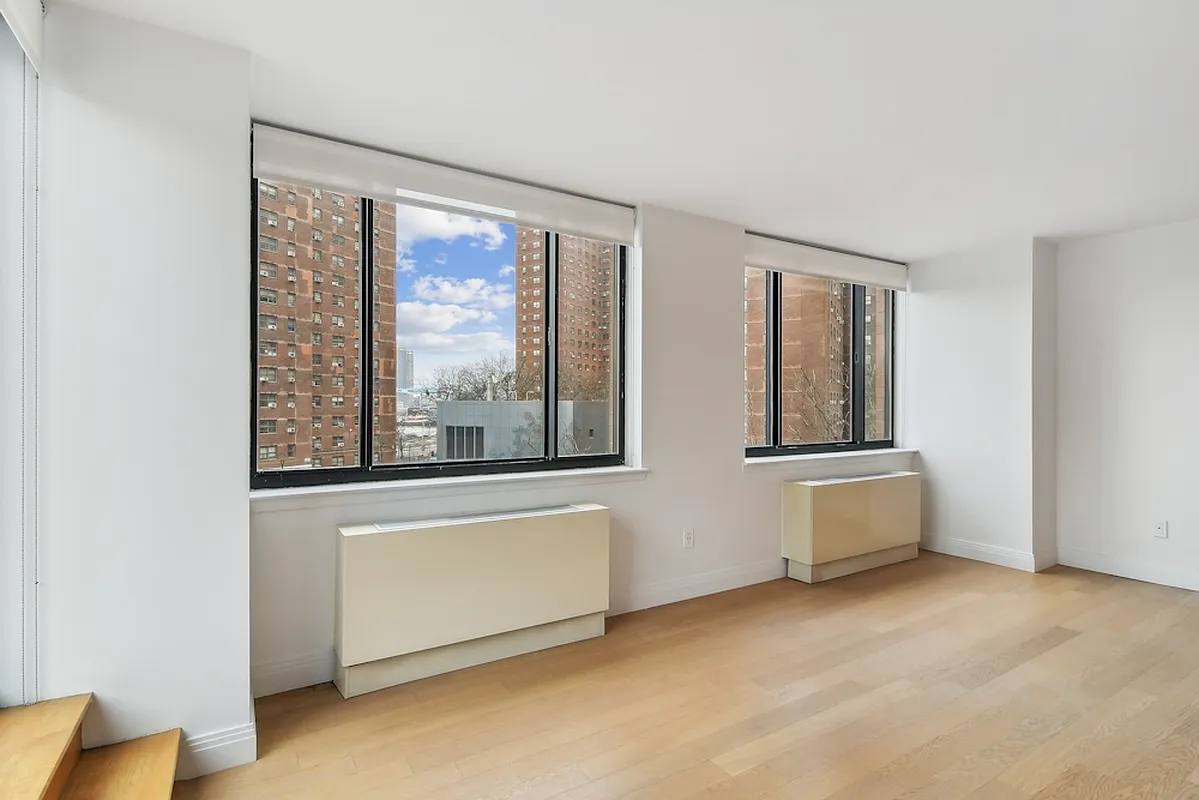 Apartment for rent at 345 E 94th St #4RR, New York, NY 10128