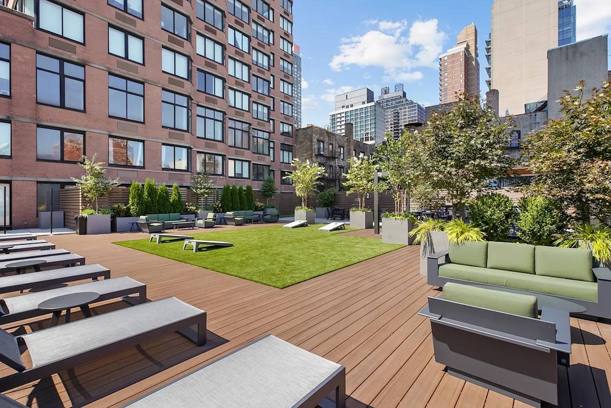 Apartment for rent at 345 E 94th St #4RR, New York, NY 10128