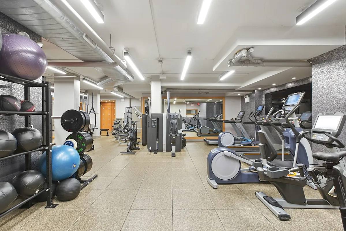 Apartment for rent at 345 E 94th St #4RR, New York, NY 10128