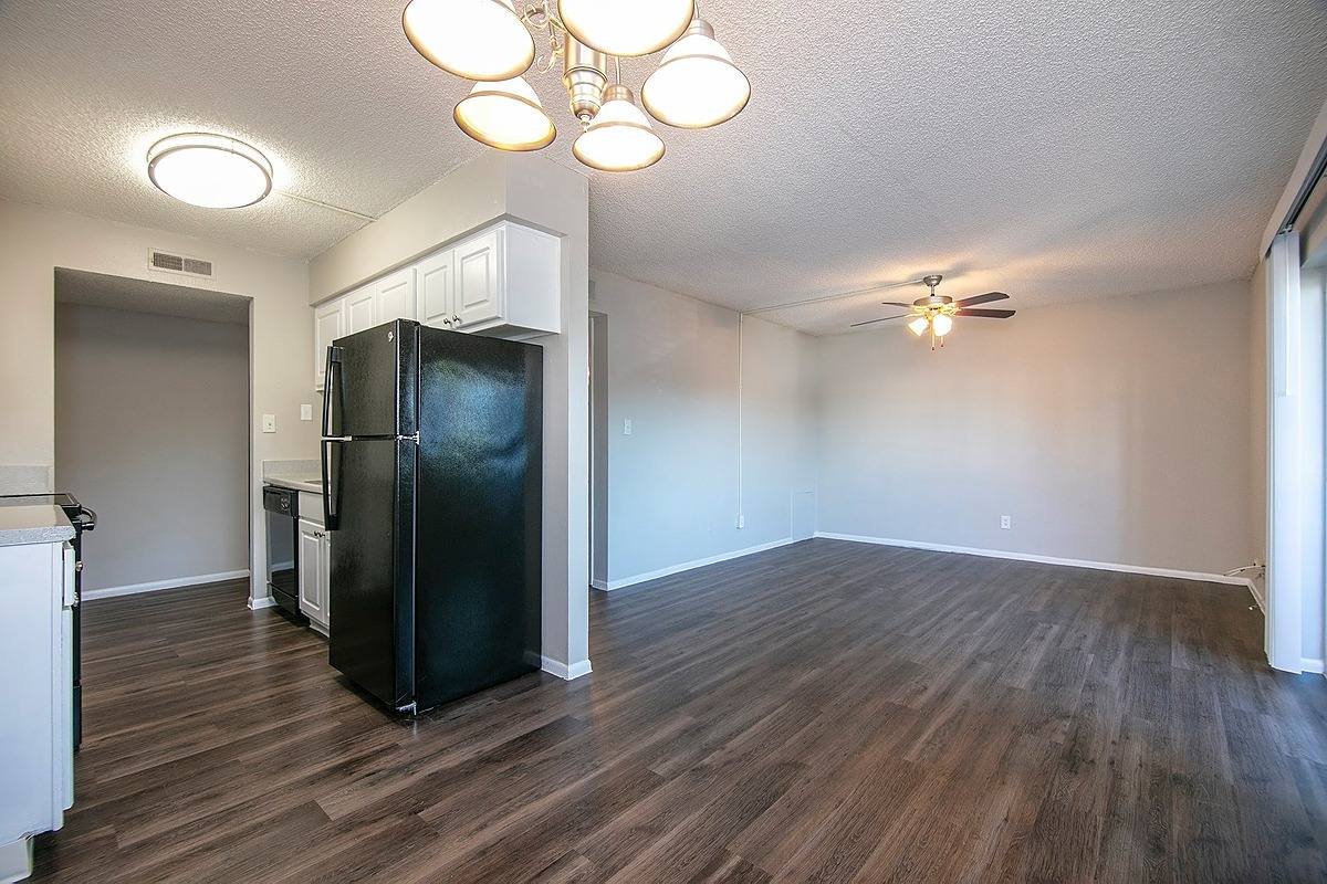 Apartment for rent at 503 116th Ave N, Saint Petersburg, FL 33716