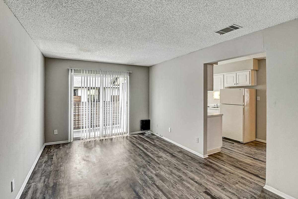 Apartment for rent at 503 116th Ave N, Saint Petersburg, FL 33716