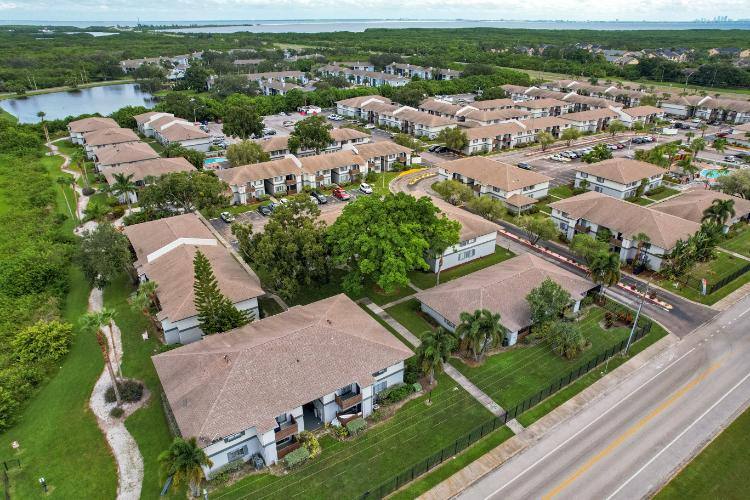 Apartment for rent at 503 116th Ave N, Saint Petersburg, FL 33716