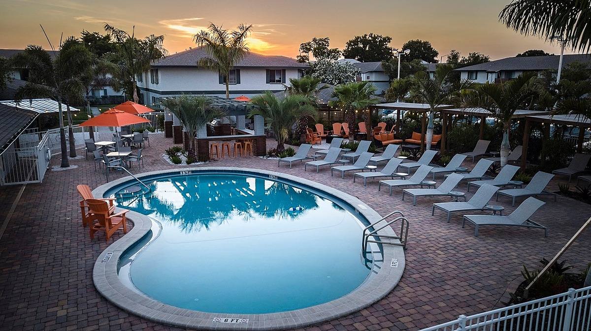 Apartment for rent at 503 116th Ave N, Saint Petersburg, FL 33716