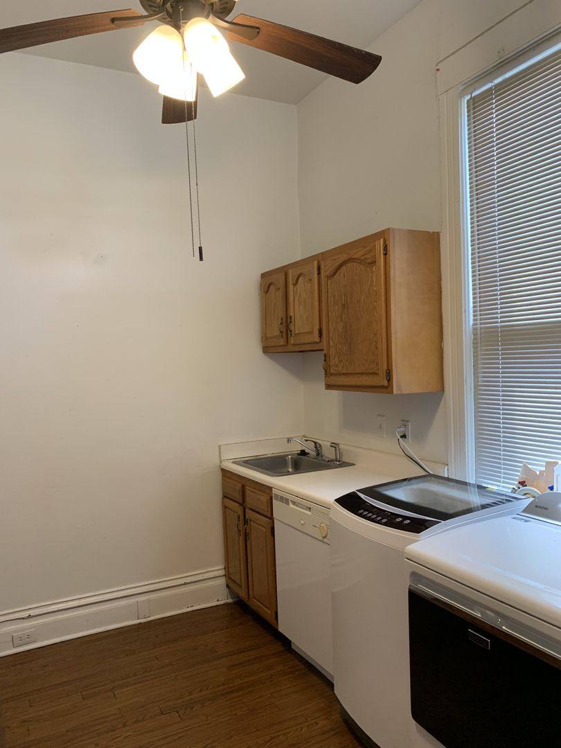 Apartment for rent at 1636 Peniston St, New Orleans, LA 70115