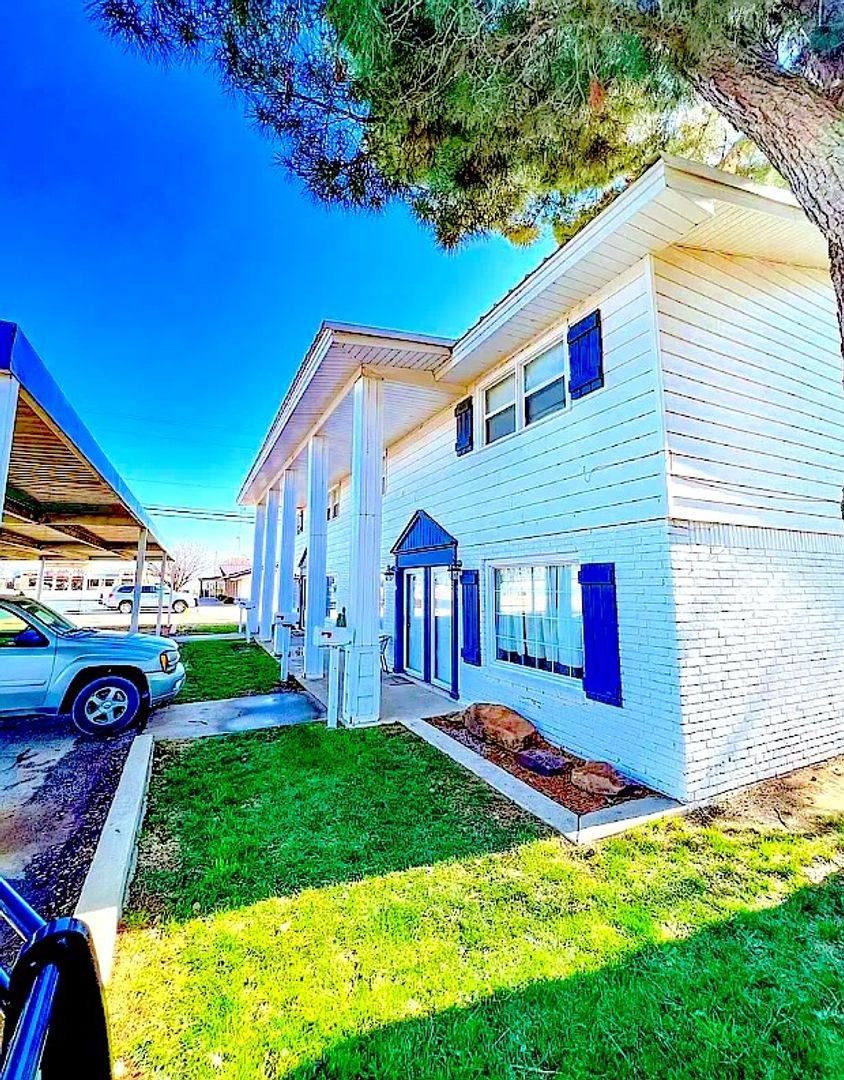 Townhouse for rent at 400 E 22nd St, Littlefield, TX 79339