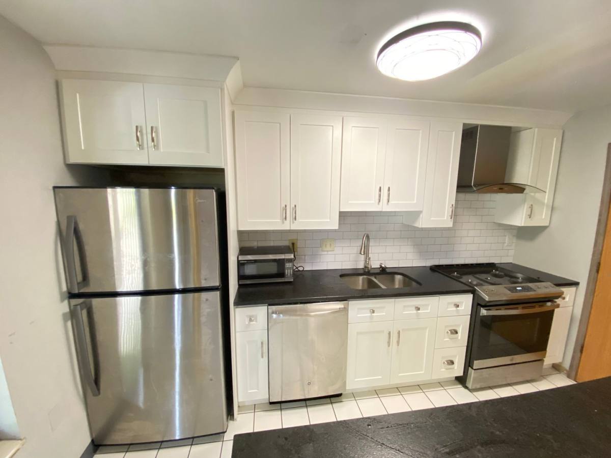 Apartment for rent at 39-51 Chittenden Ave, Columbus, OH 43201