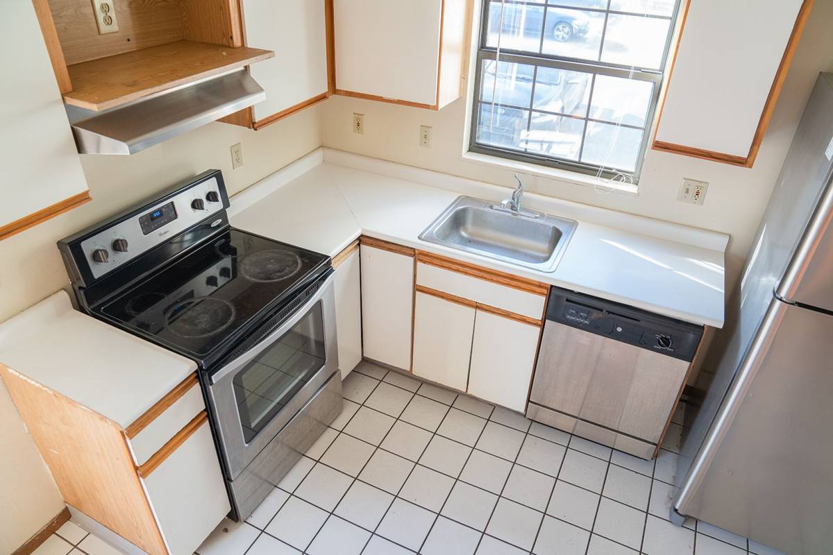 Apartment for rent at 99-103 Chittenden Ave, Columbus, OH 43201
