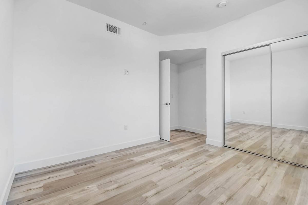 Apartment for rent at 3057-3067 W Pico Blvd, Los Angeles, CA 90006