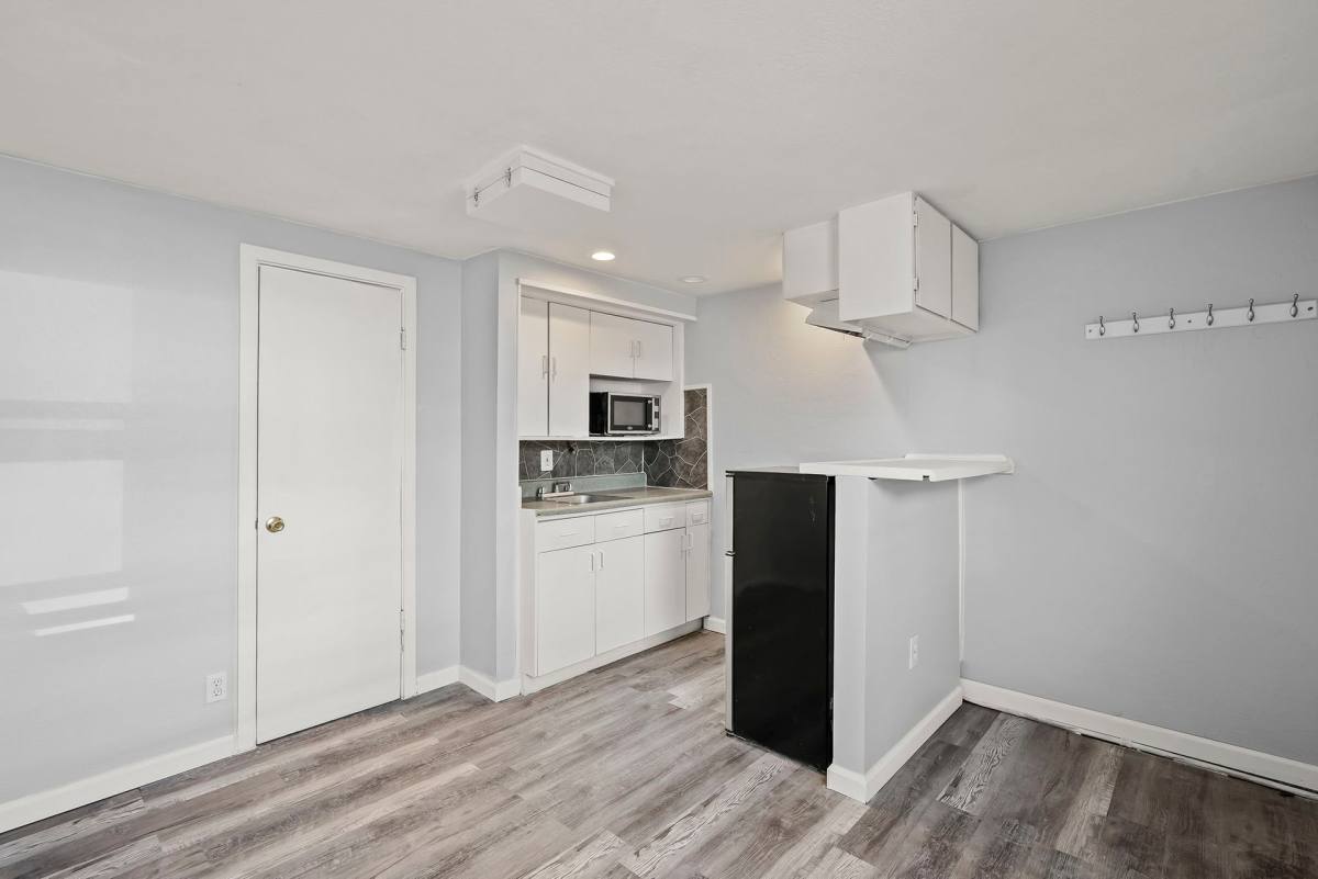 Apartment for rent at 2150 Victorian Ave, Sparks, NV 89431