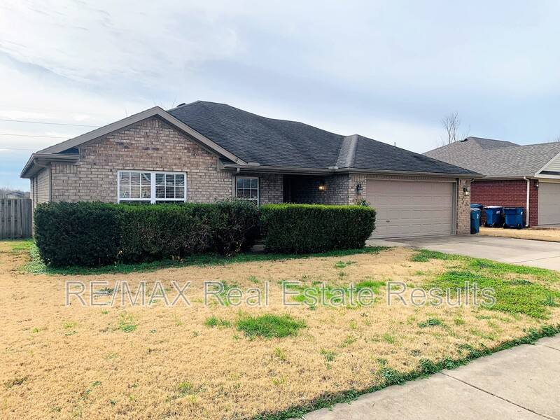 Apartment for rent at 3711 SW Hansom Loop, Bentonville, AR 72712