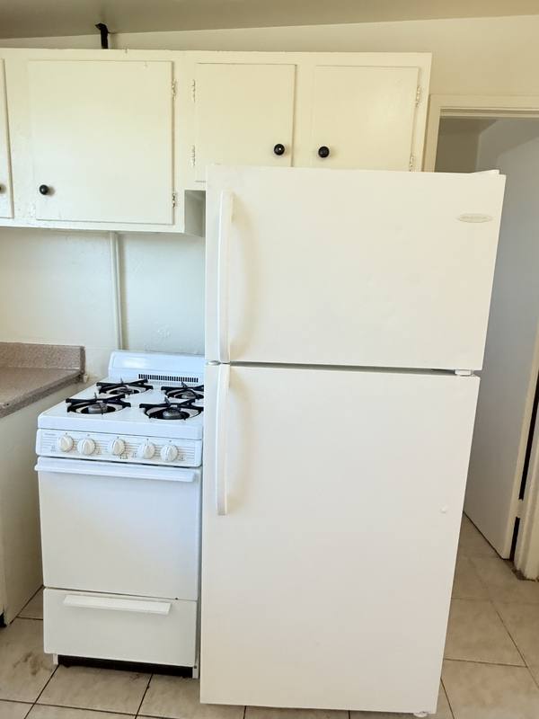 Apartment for rent at 240 W Sahuaro St #12, Tucson, AZ 85705