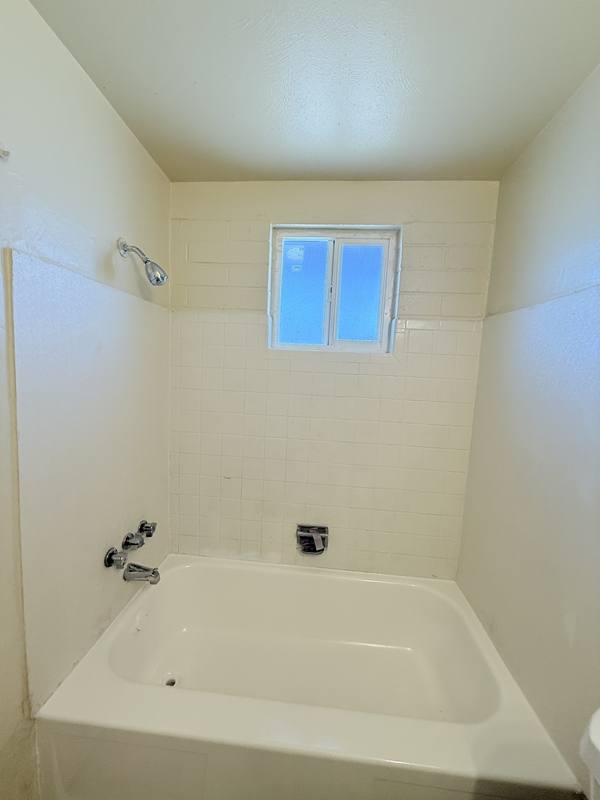 Apartment for rent at 240 W Sahuaro St #12, Tucson, AZ 85705