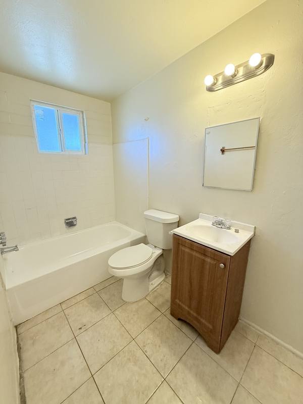 Apartment for rent at 240 W Sahuaro St #12, Tucson, AZ 85705