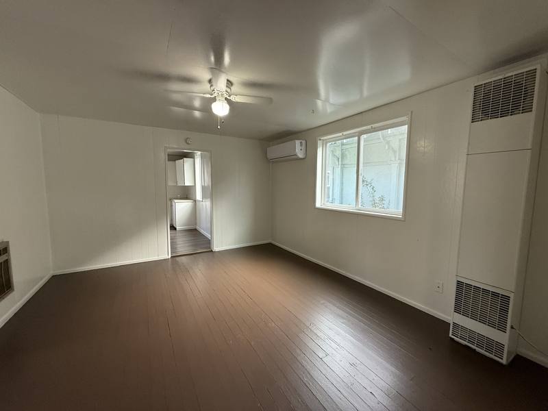Apartment for rent at 328 SE Lane Ave, Roseburg, OR 97470