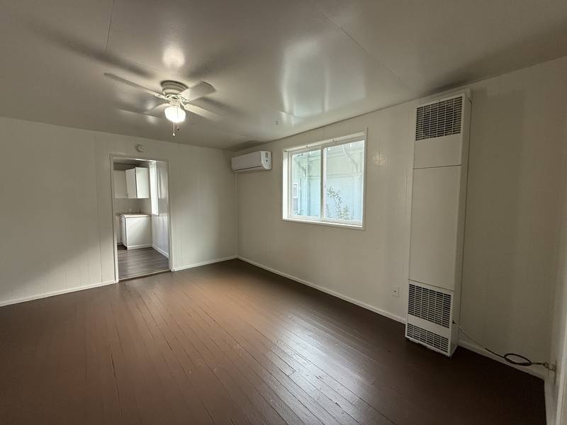 Apartment for rent at 328 SE Lane Ave, Roseburg, OR 97470