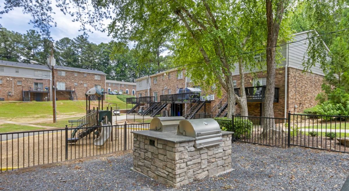 Townhouse for rent at 2609 Charlestown Dr, Atlanta, GA 30337