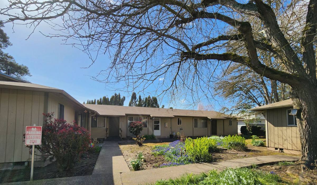 Apartment for rent at 687 Bever Dr NE, Salem, OR 97303