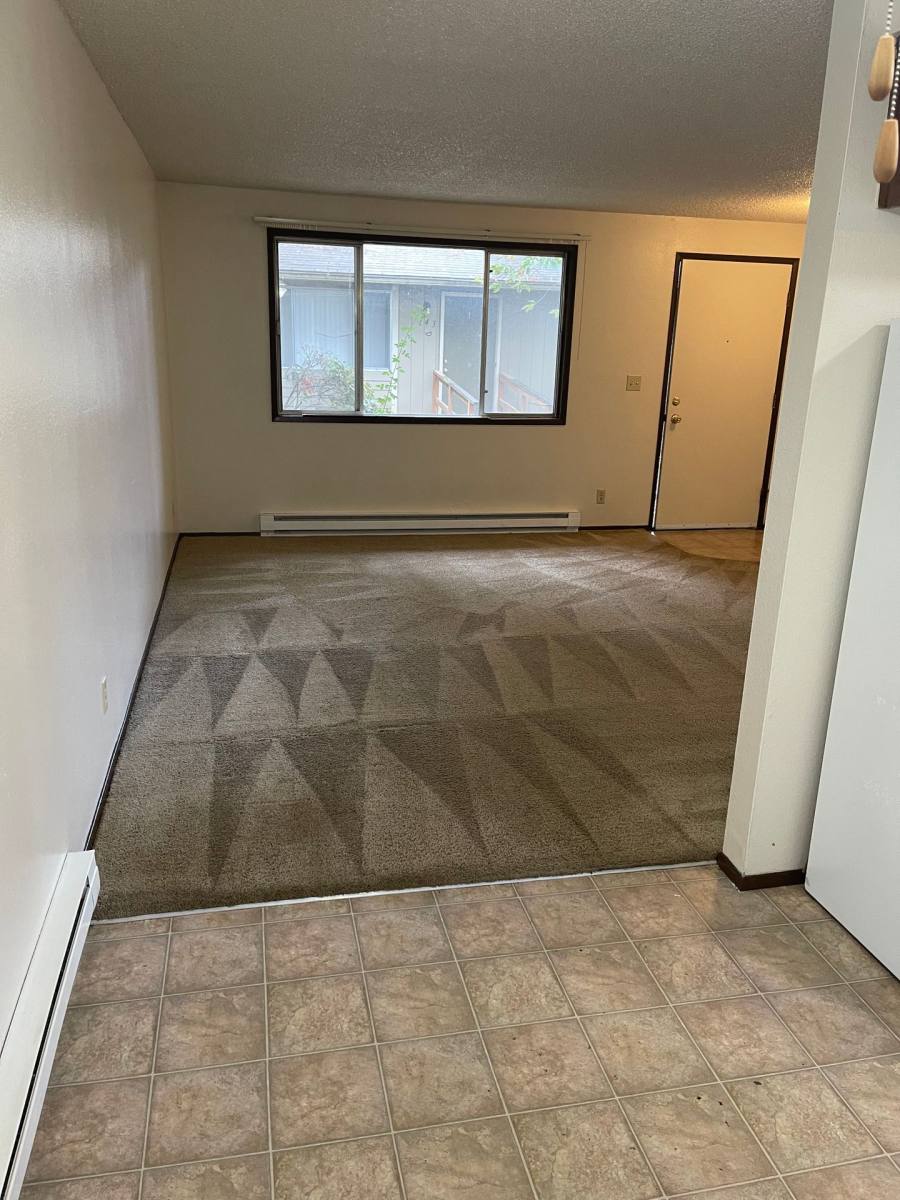 Apartment for rent at 687 Bever Dr NE, Salem, OR 97303