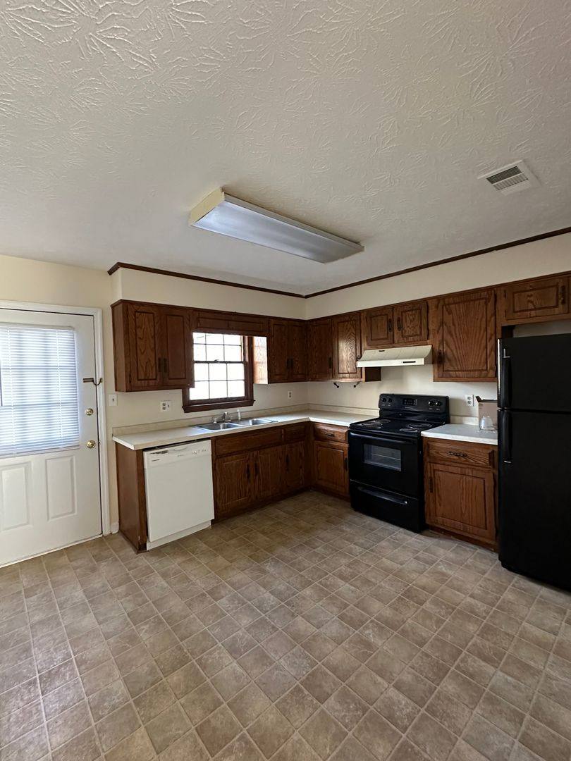 Apartment for rent at 1190 - 1200 Mars Hill Rd, Watkinsville, GA 30677