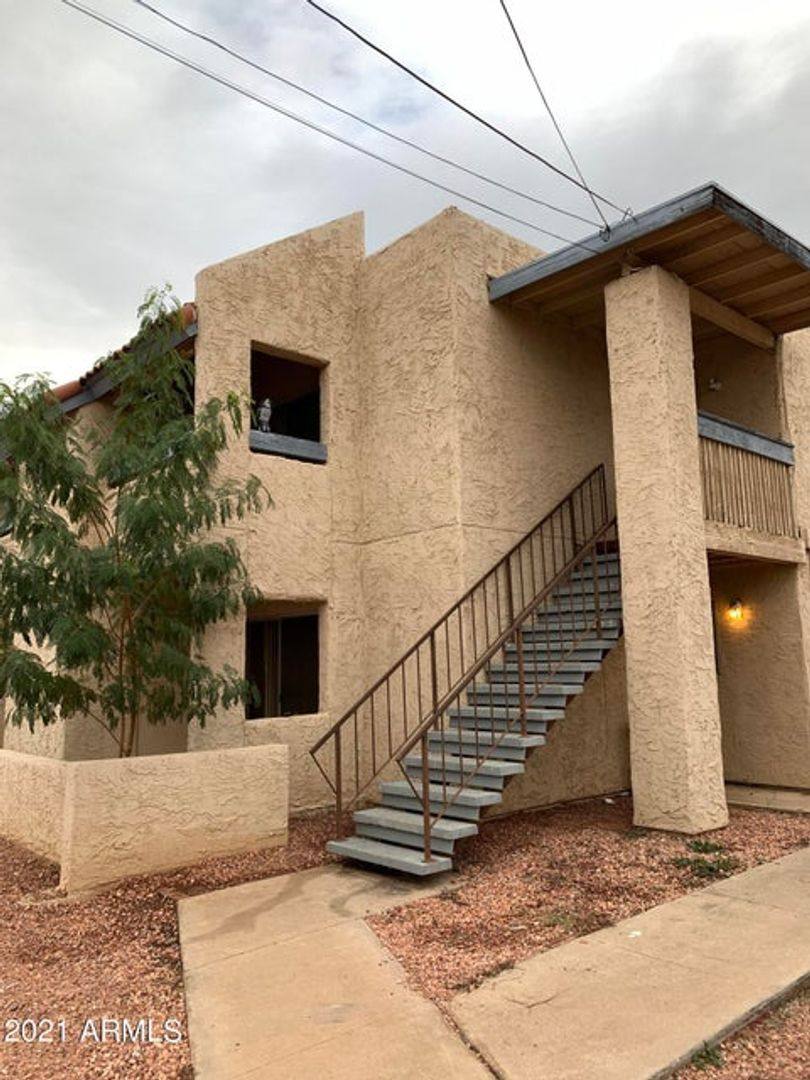 House for rent at 2217 E Cactus Rd, Phoenix, AZ 85022