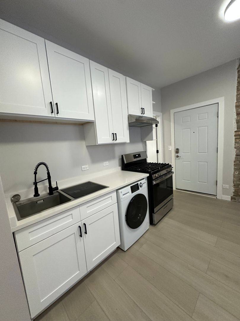 Apartment for rent at 2751-57 W 22nd Place, Chicago, IL 60608