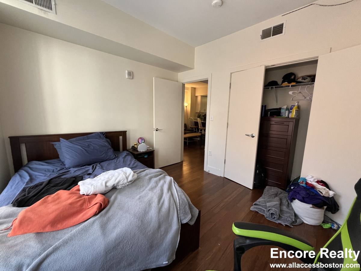 Apartment for rent at 8 Winter St #311, Boston, MA 02108
