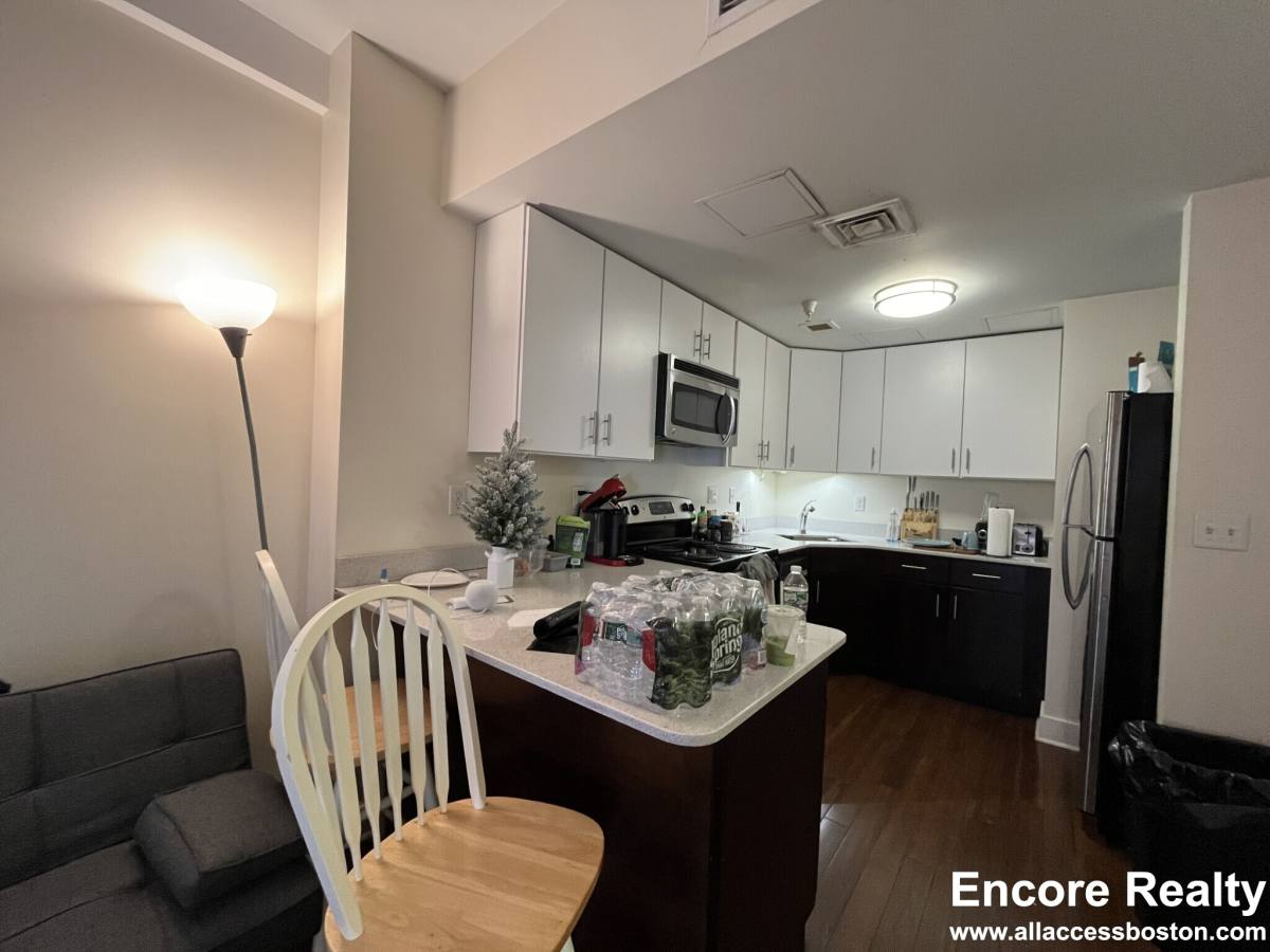 Apartment for rent at 8 Winter St #311, Boston, MA 02108