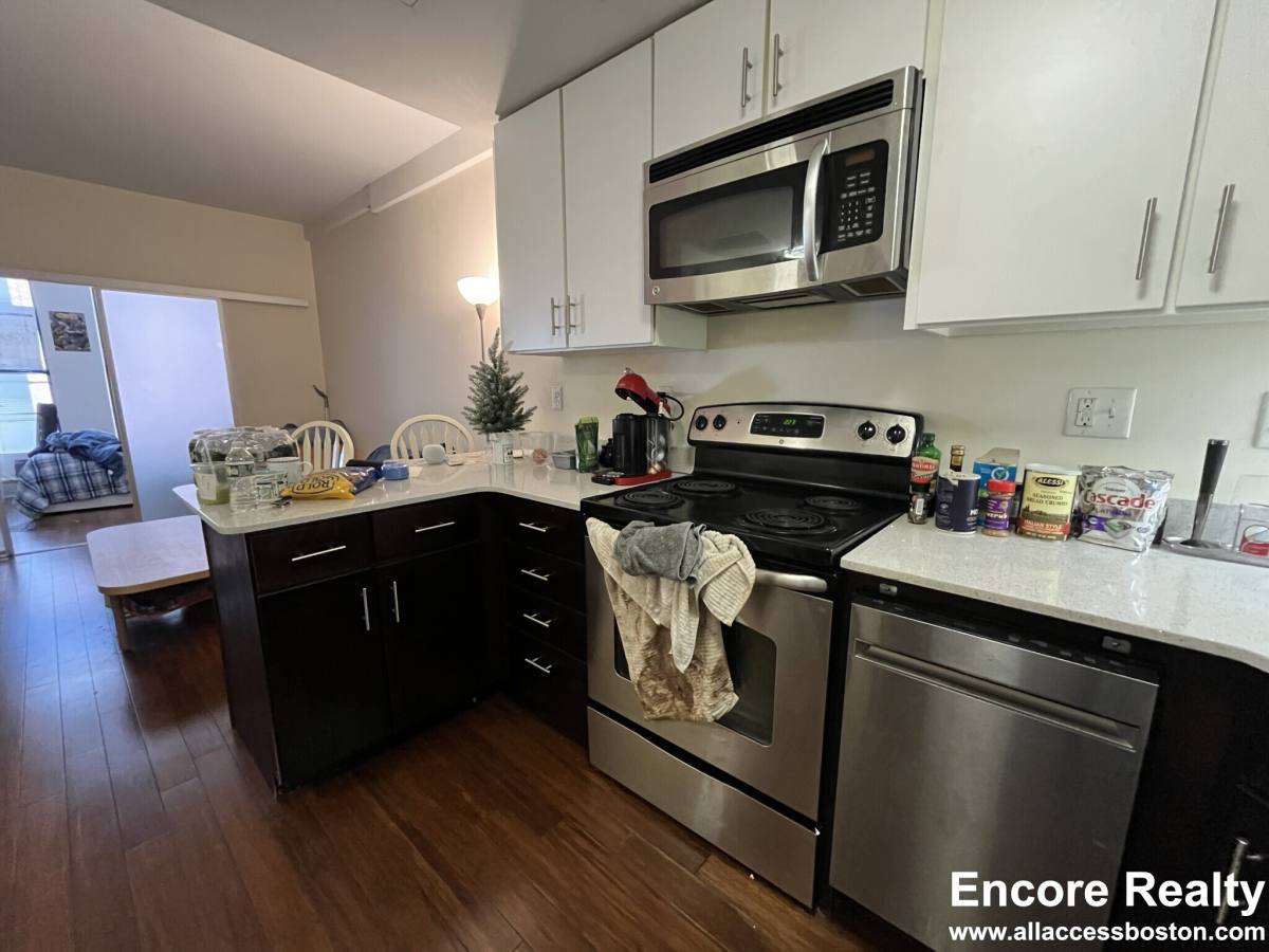Apartment for rent at 8 Winter St #311, Boston, MA 02108