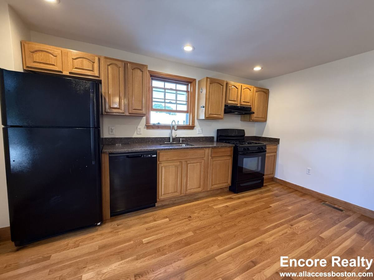 Apartment for rent at 24 Gardner St, Newton, MA 02458