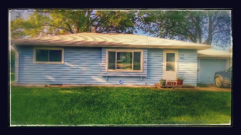 House for rent at 7602 Parker St, Omaha, NE 68114