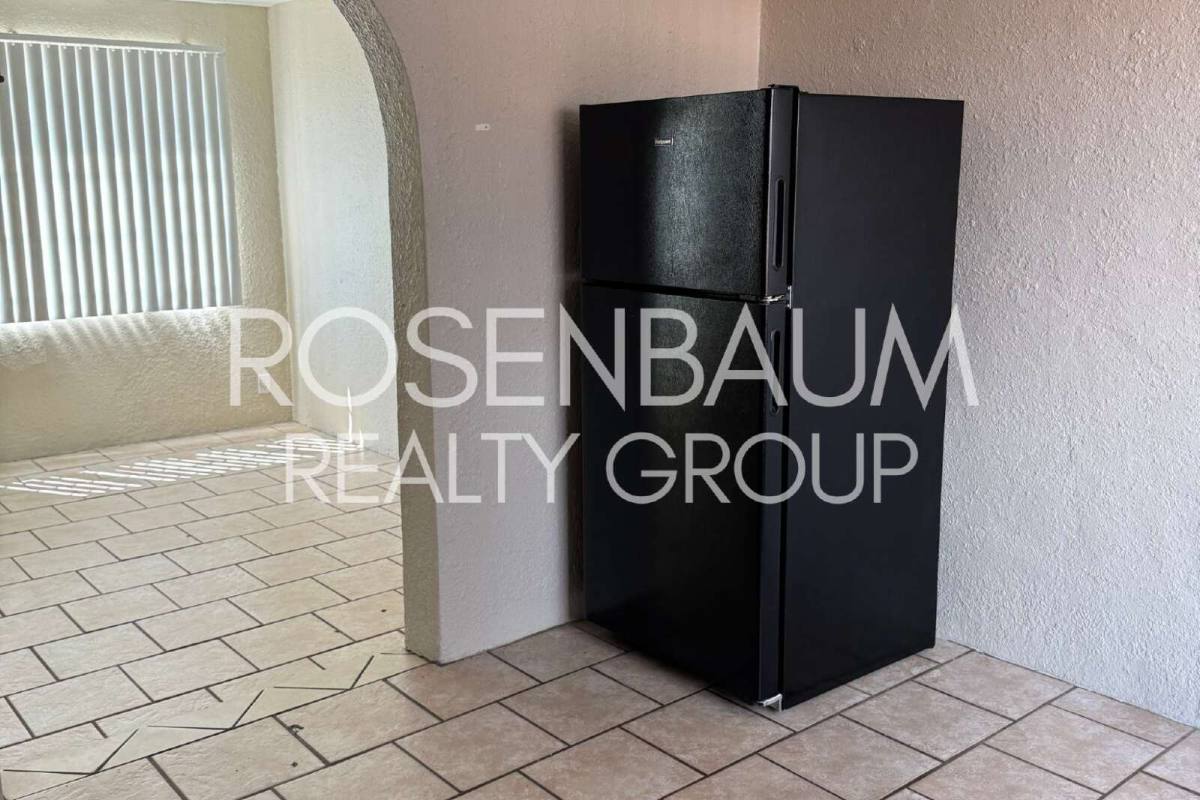 Apartment for rent at 302 W Flores St #2, Tucson, AZ 85705