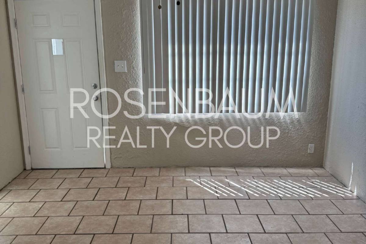 Apartment for rent at 302 W Flores St #2, Tucson, AZ 85705