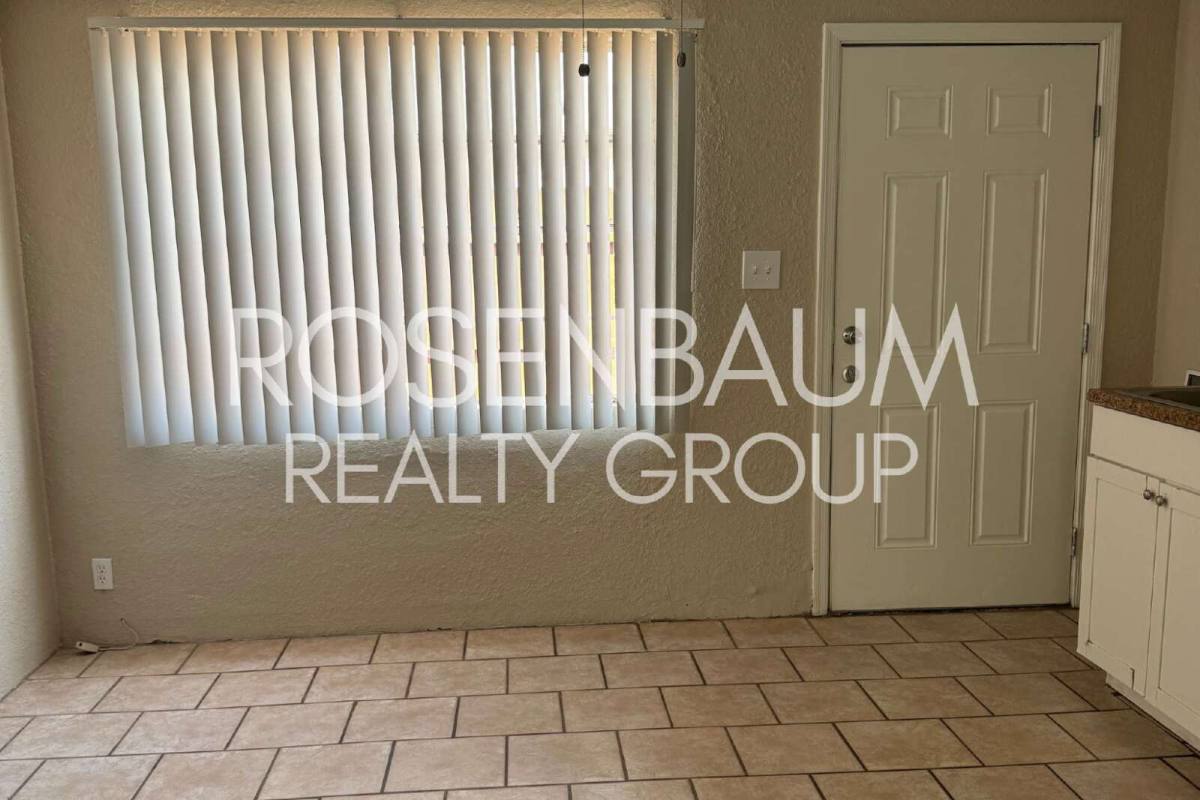 Apartment for rent at 302 W Flores St #2, Tucson, AZ 85705